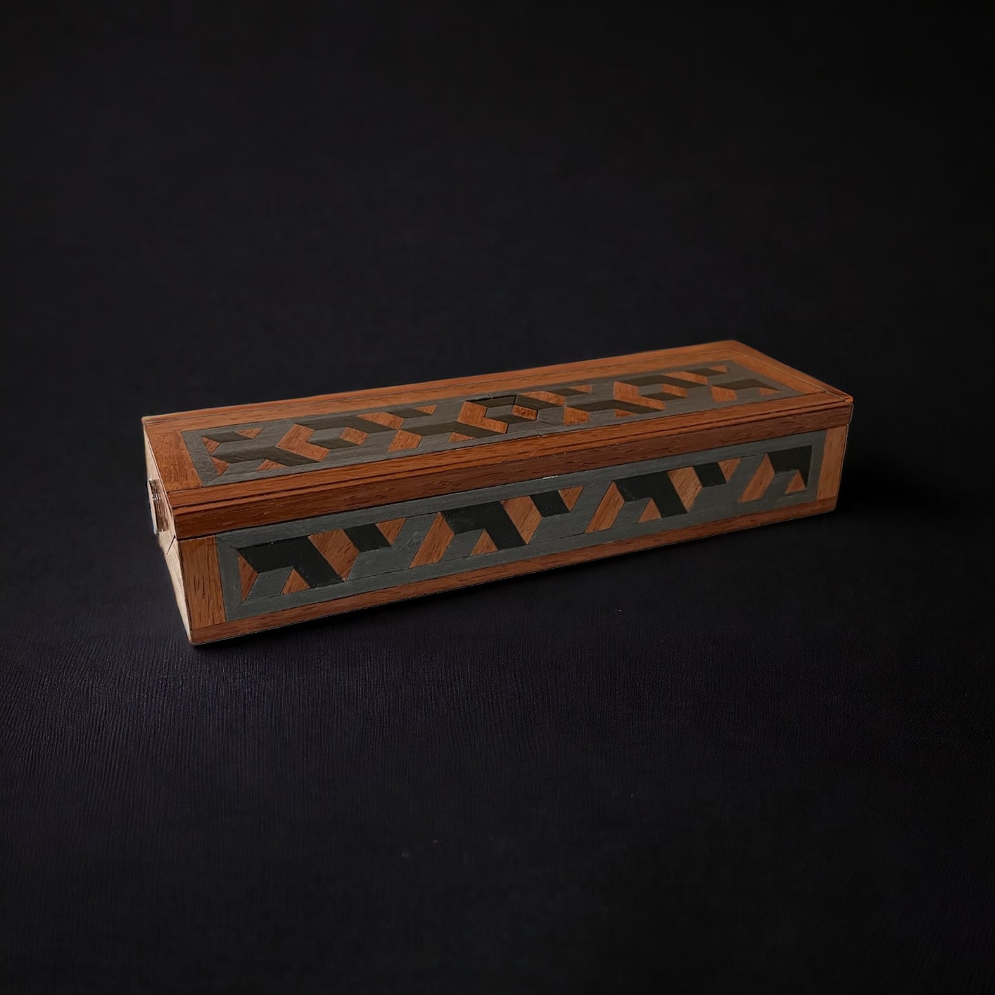 Scribe – Luxuriöses Federmäppchen aus Holz