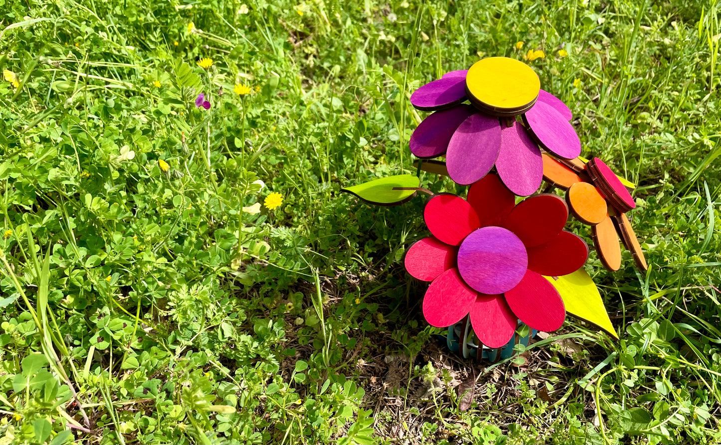 Frühlings- und Sommerstrauß Botanik Art: Nachhaltige Blumenkreation